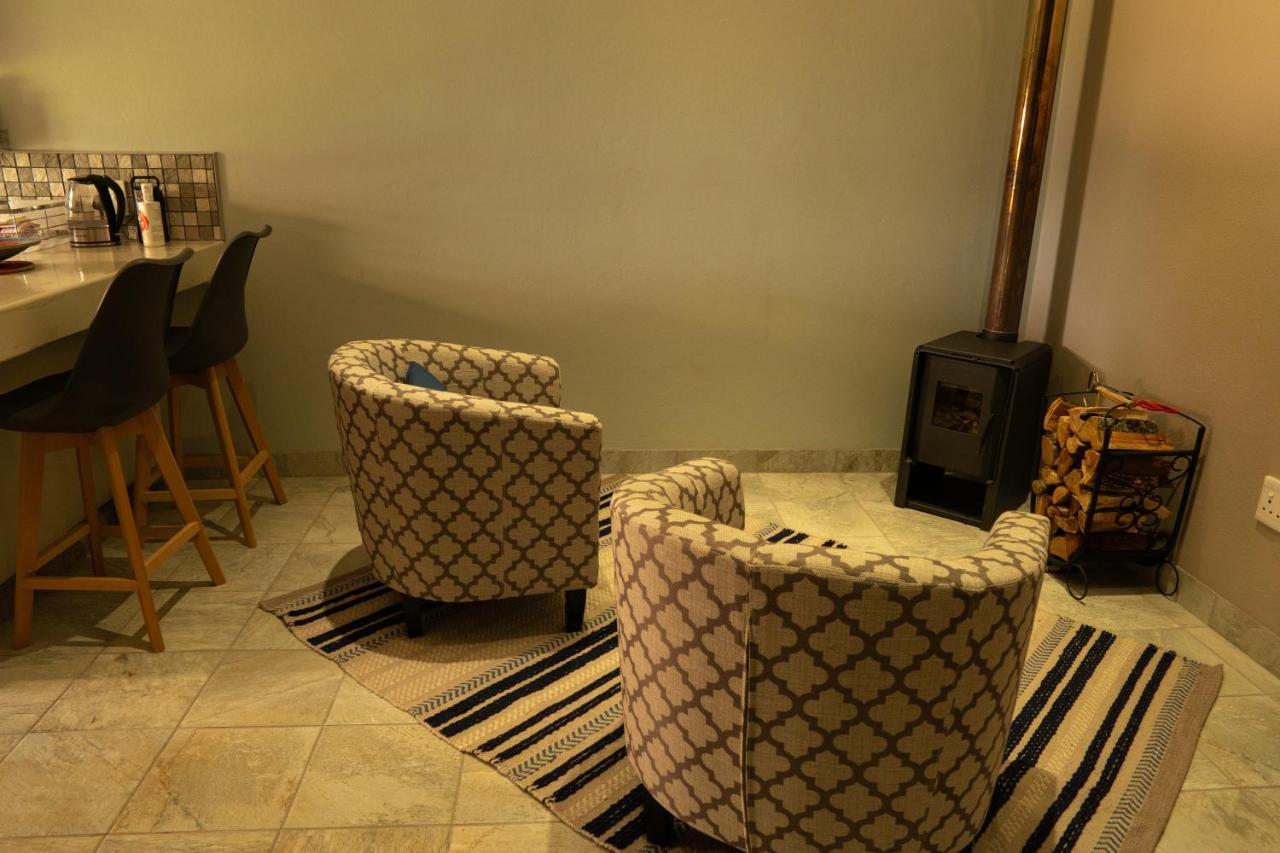 Camdeboo Place دولستروم المظهر الخارجي الصورة